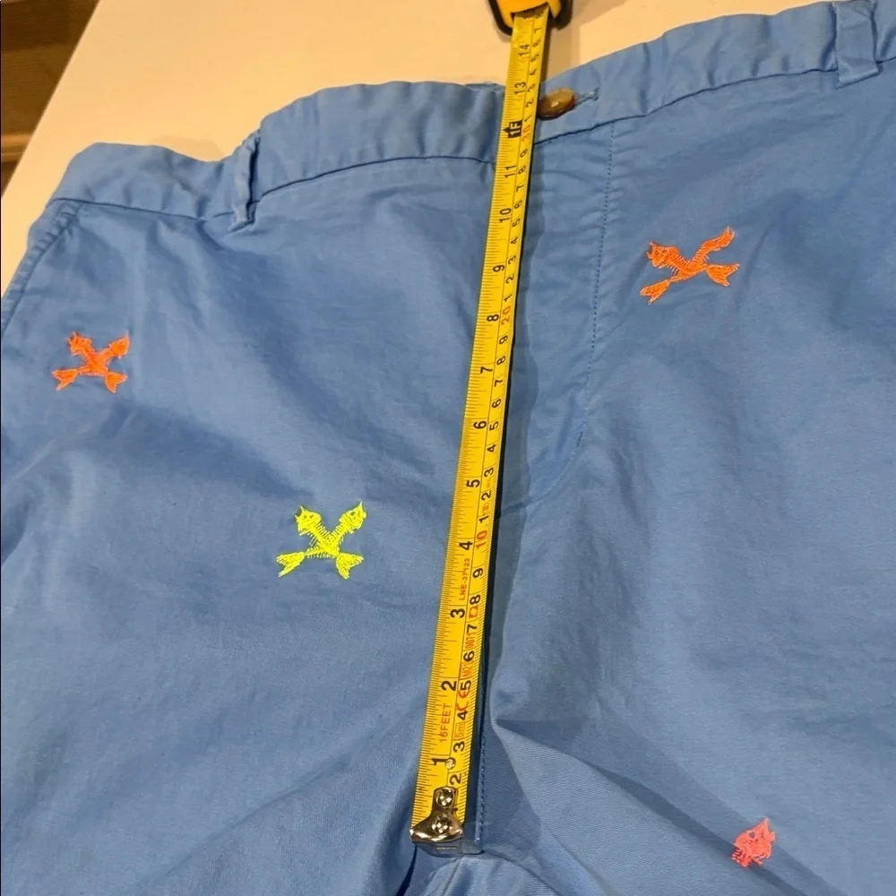 Vineyard Vines - Men's Breaker Short. Embroidered Fish Skeleton.  Blue. Size 42